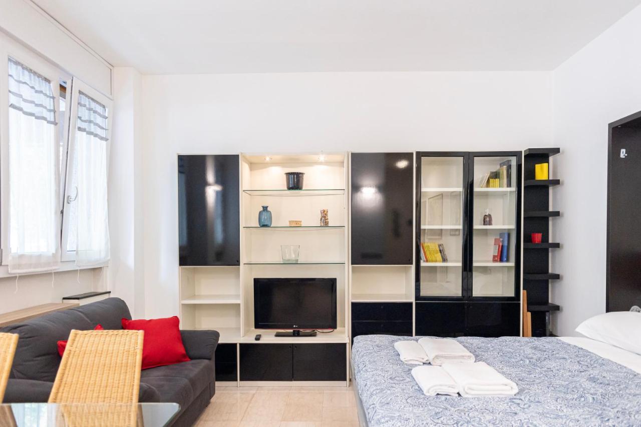 Accogliente Loft In Zona Monumentale/Cenisio Apartment Milan Exterior photo